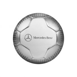 Футболна топка Mercedes-Benz